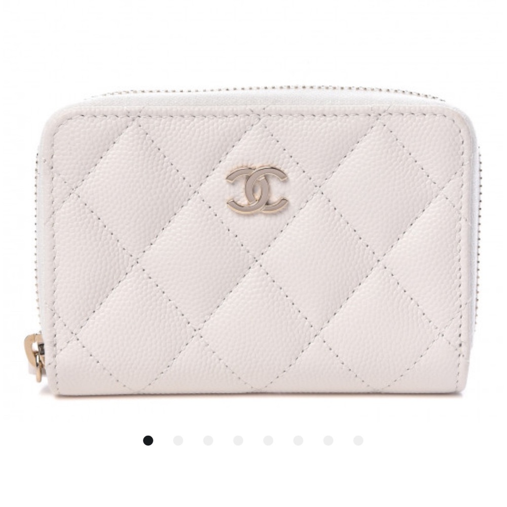 CHANEL White Quilted Wallet